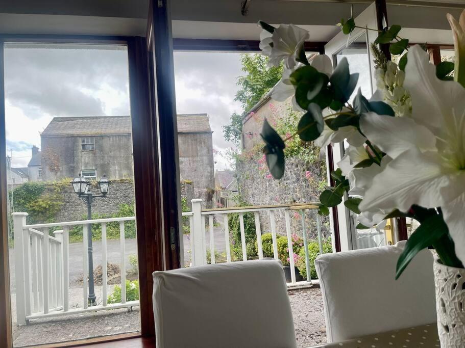 Casa vacanze Elegant Townhouse Steps From Historic Castle Birr